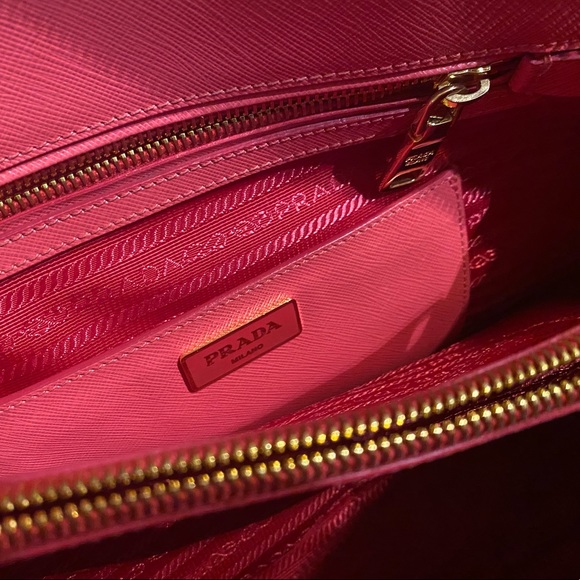 PRADA handbag - Picture 7 of 12